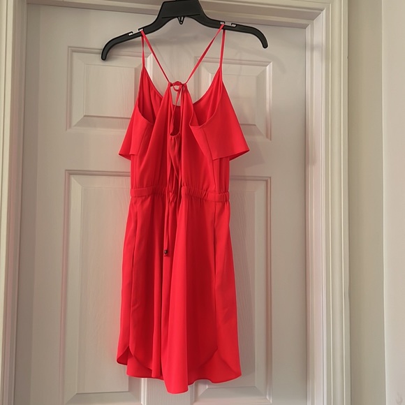 Beautiful vibrant dress - Picture 2 of 5